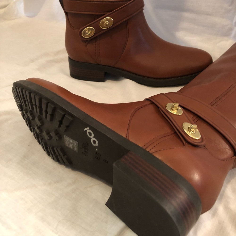 Gorgeous New Coach Boots - Picture 3 of 8